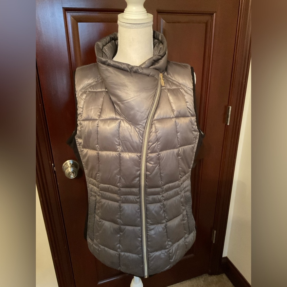 Calvin Klein Performance Puffer Vest. Sz. XL
